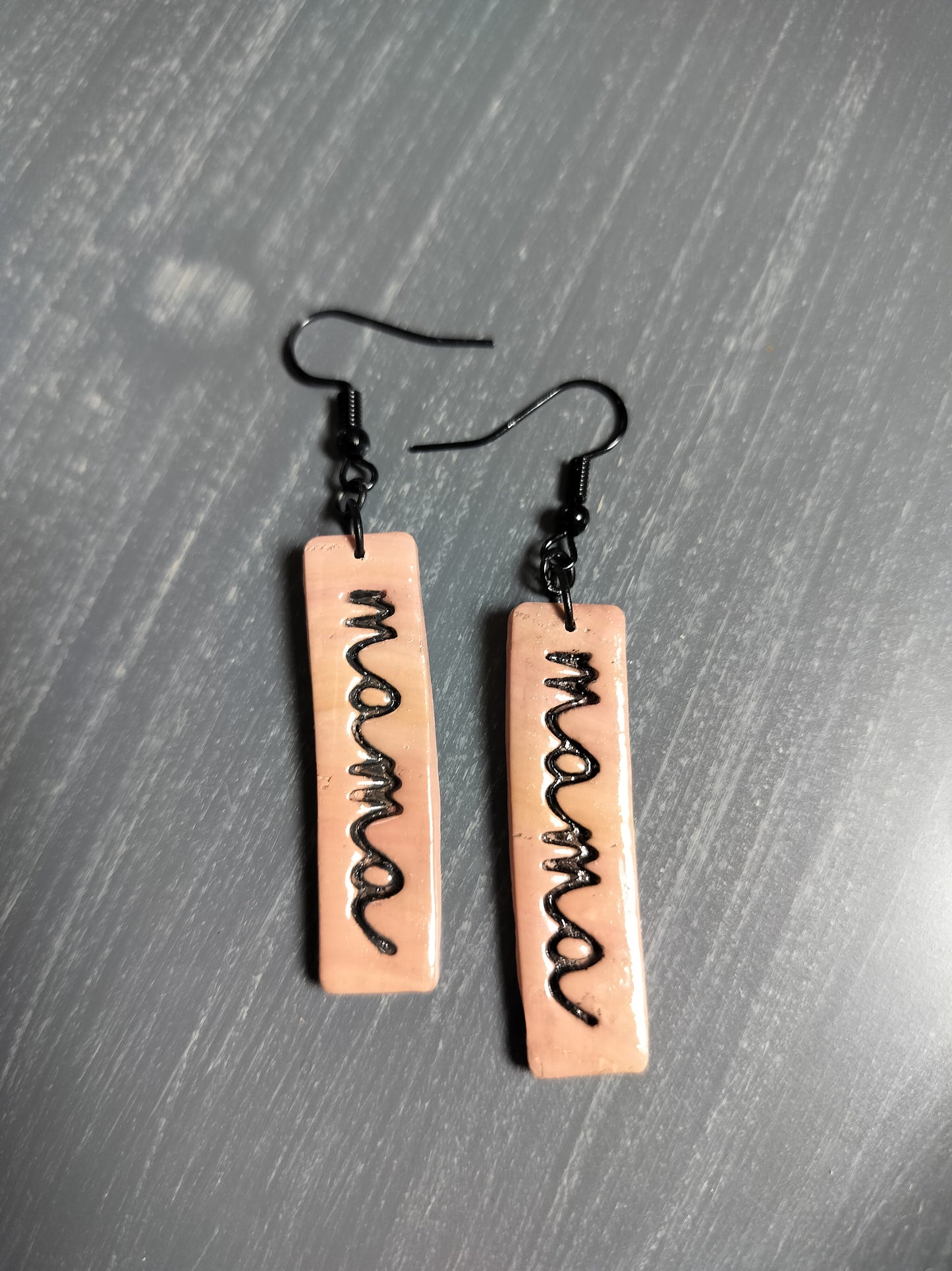 Mama Dangles