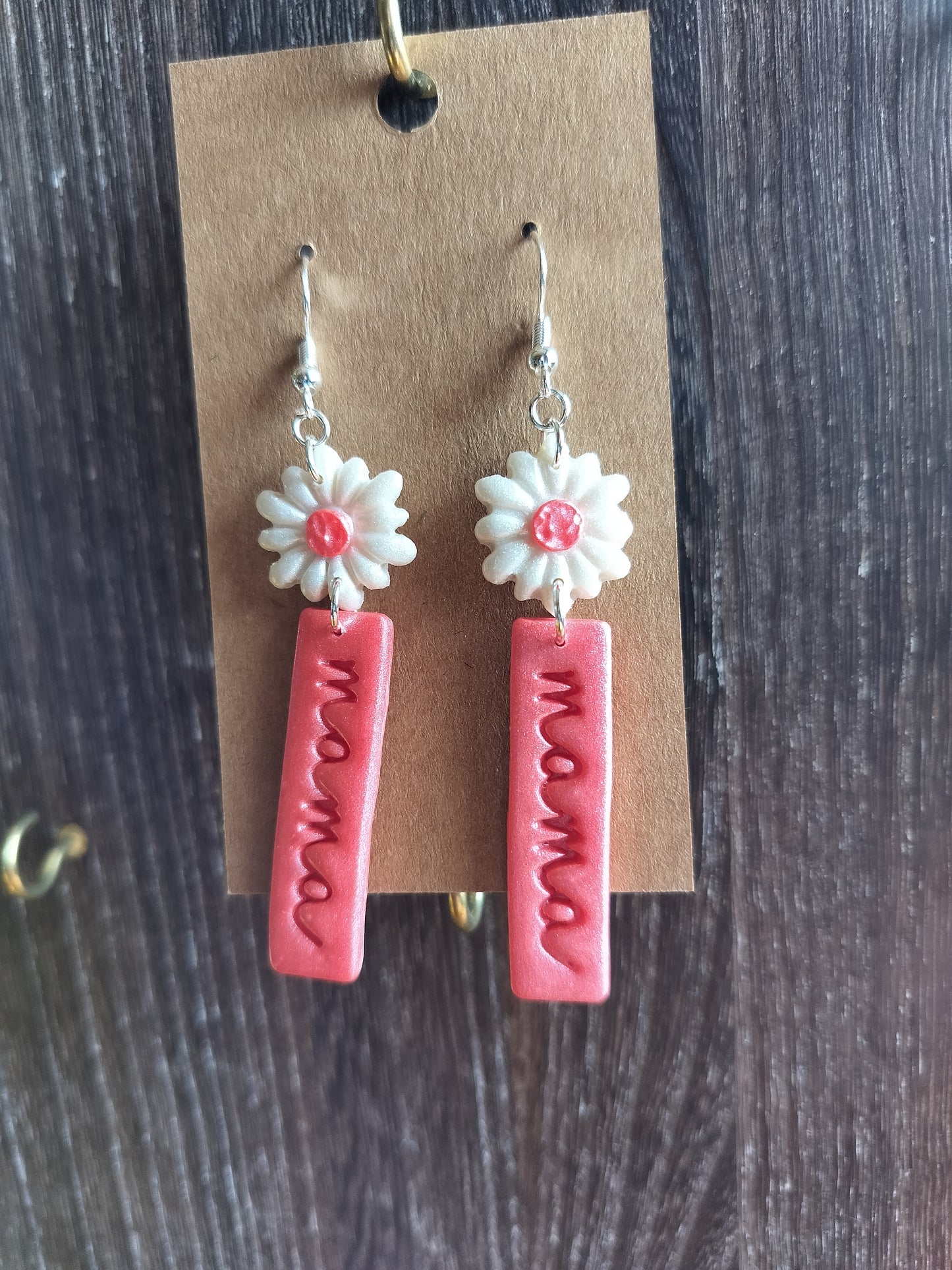 Mama Dangles