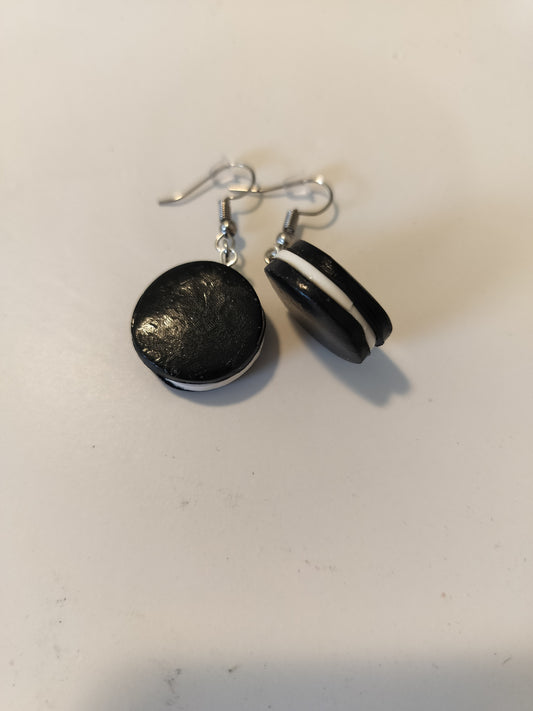 Oreo Dangles