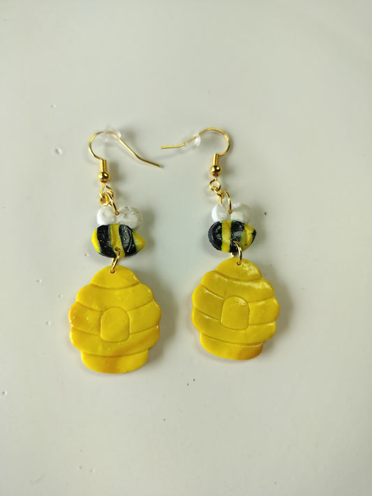 Bees with Honeycomb