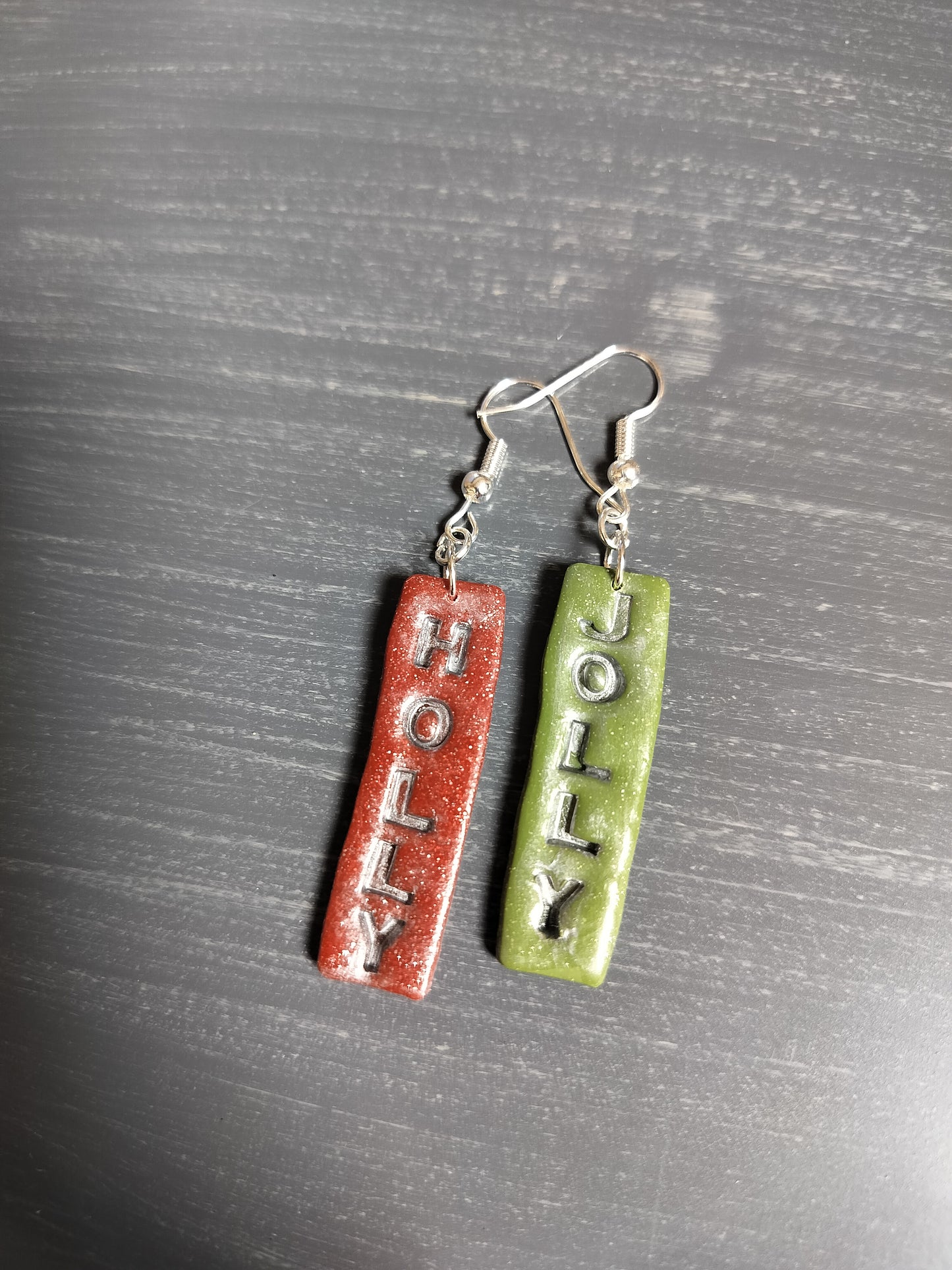 Holly Jolly Dangles